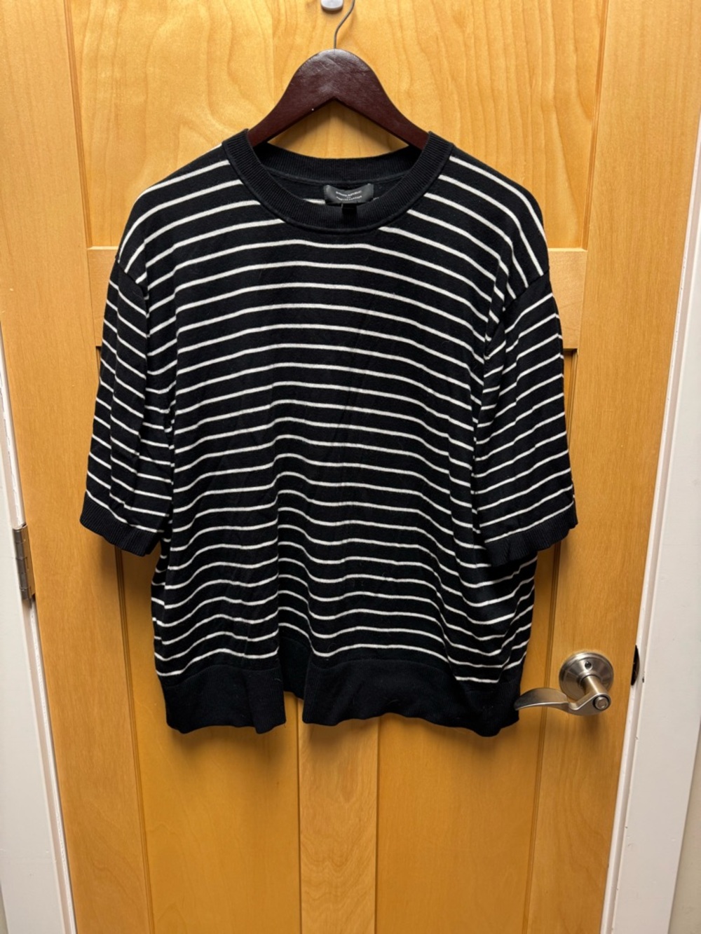 Banana Republic Black & White Striped Short Sleeve Sweater